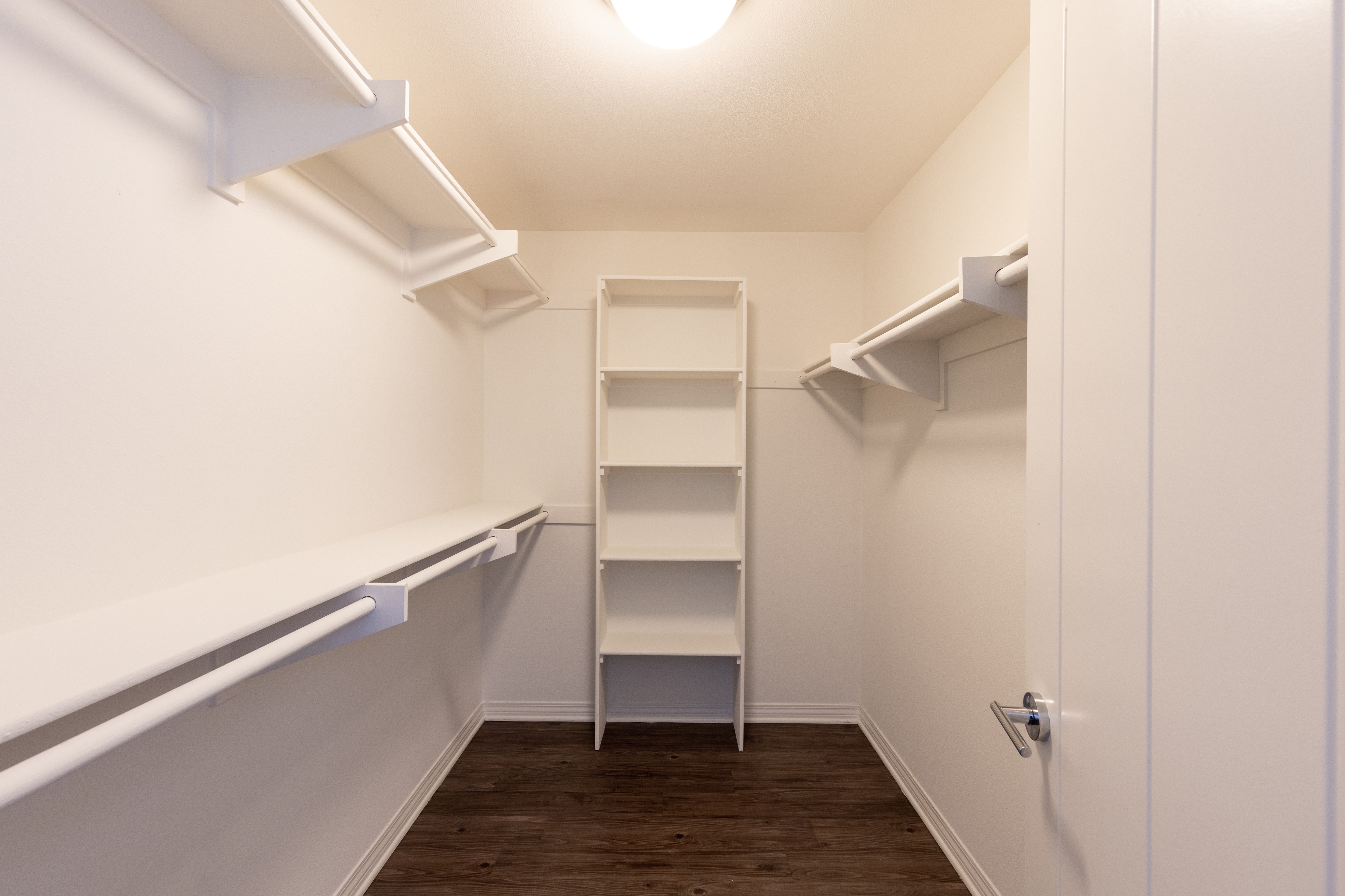 Legacy Apartments Image 13